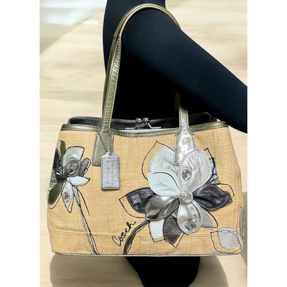 Y2K Coach 13531 Hamptons Archive 10th Anniversary Straw Floral Bag & Wristlet - Picture 7 of 14